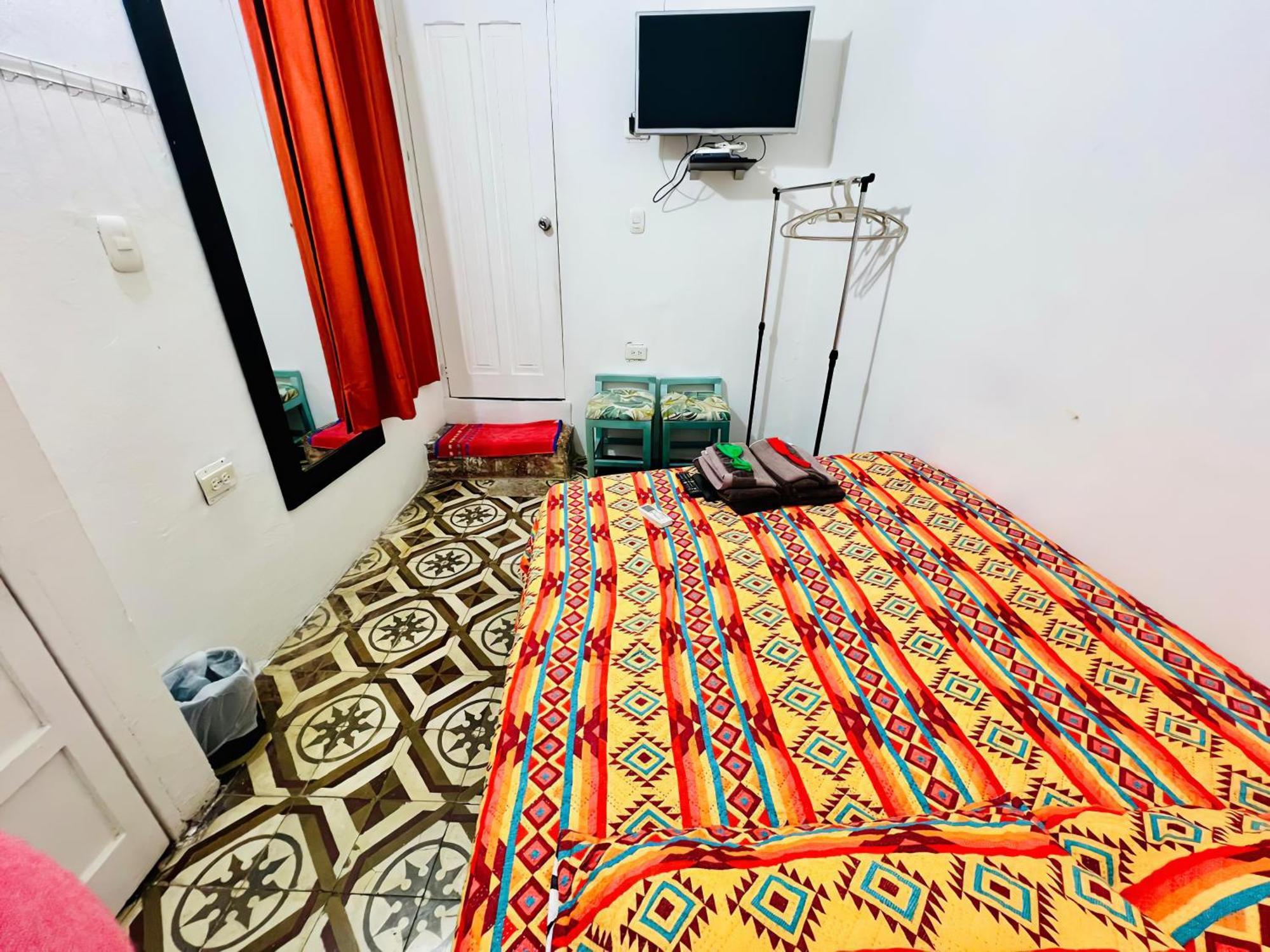 Hostal Badillo Sv Cartagena Exterior foto